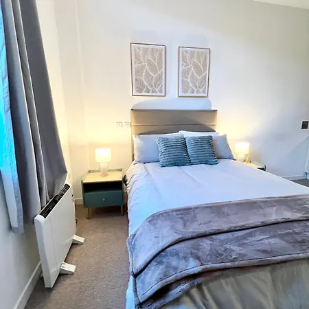 Luxury Studio With Super Fast Wifi Gated Development London Exterior photo
